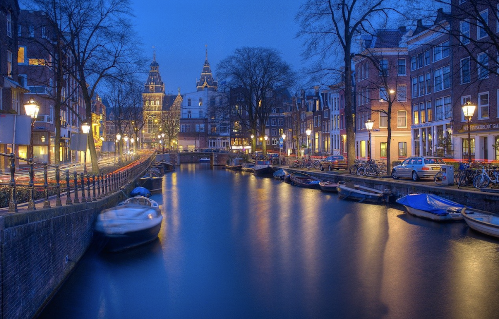 5 Romantic Locations to Go to in Amsterdam