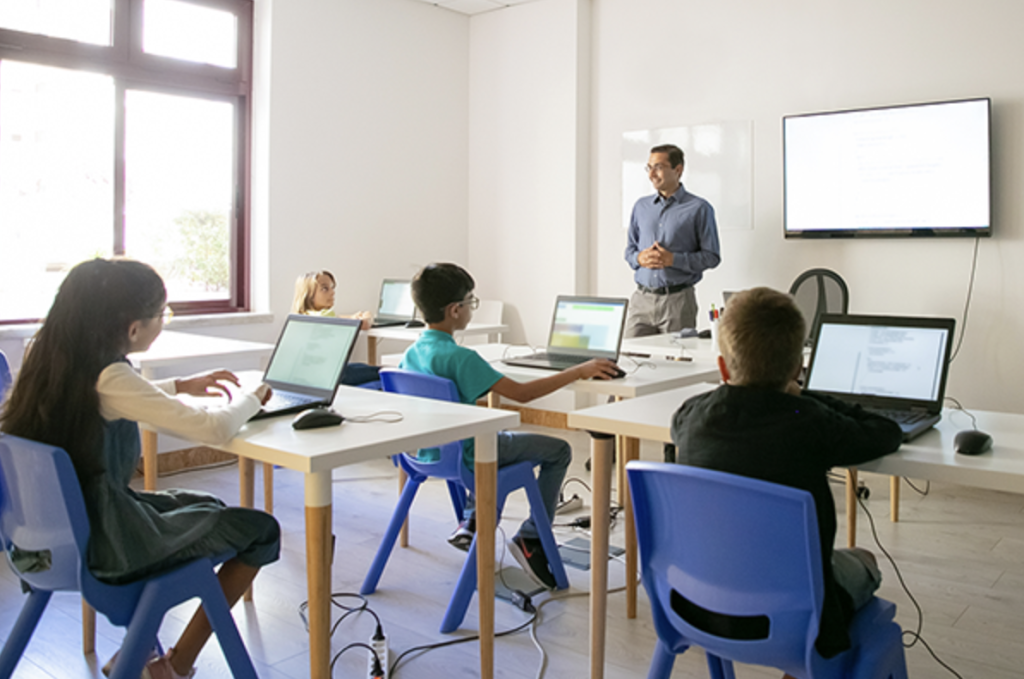LMS advantages for all institutions and organizations