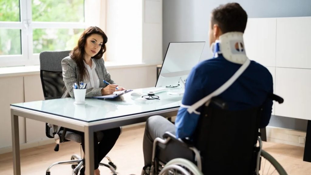 How Accident Injury Lawyers Help You Maximize Your Compensation