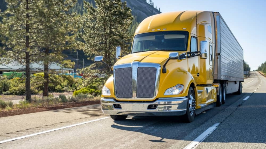 Understanding Federal Trucking Laws With Arizona Truck Accident Attorneys