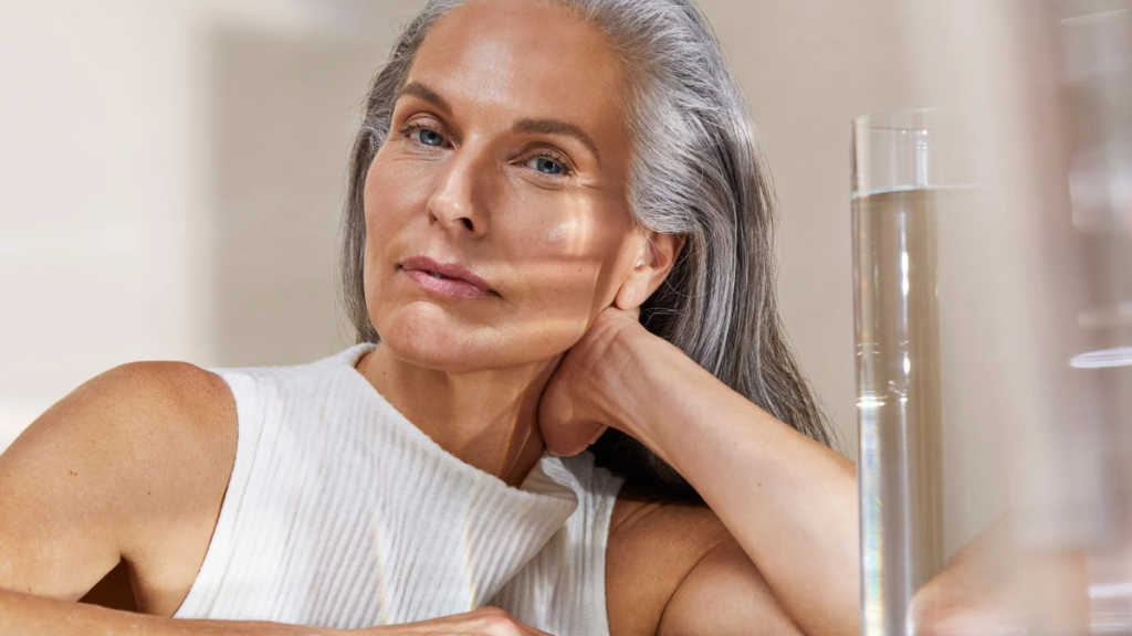 Can Longevity Science Really Slow Down Time? A Look at Cellular Aging from the Inside Out