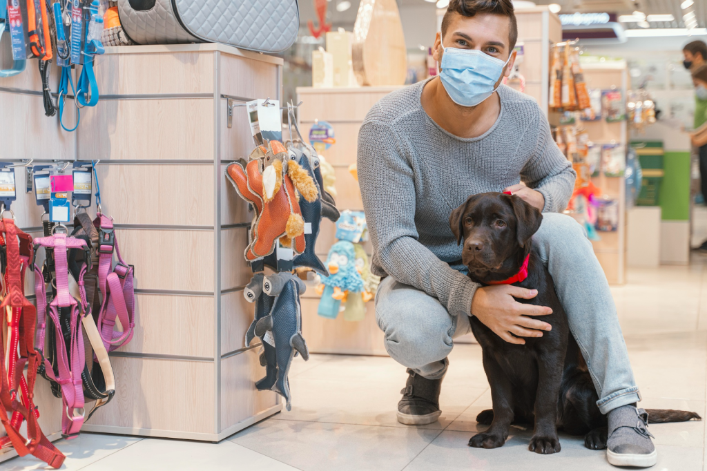 Image 1 of How to Choose the Right Pet Store Franchise for Your Community?