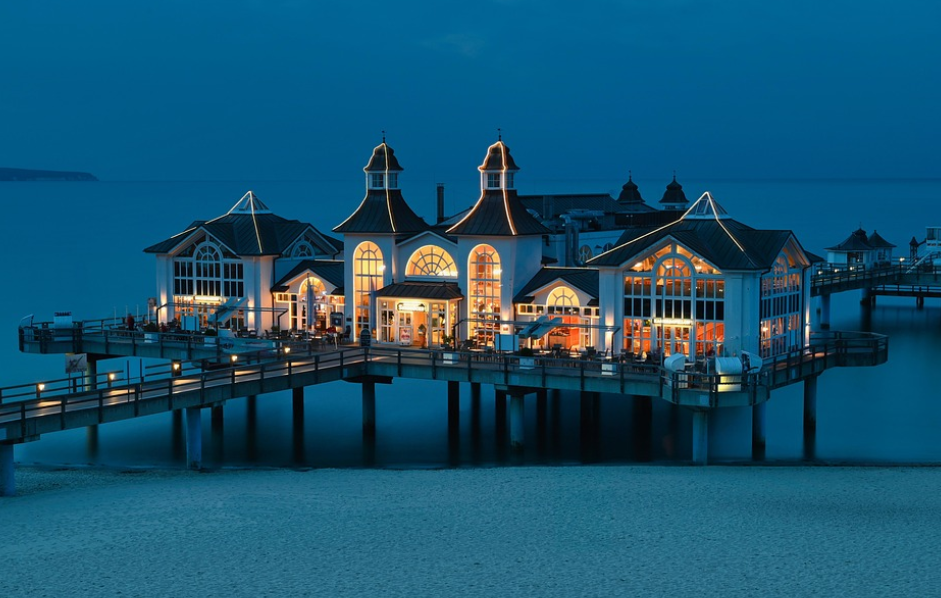 5 Ways Restaurant Operators Are Protecting Margins in a Tough Economy Food